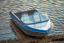 Алюминиевая моторная лодка Тактика-490